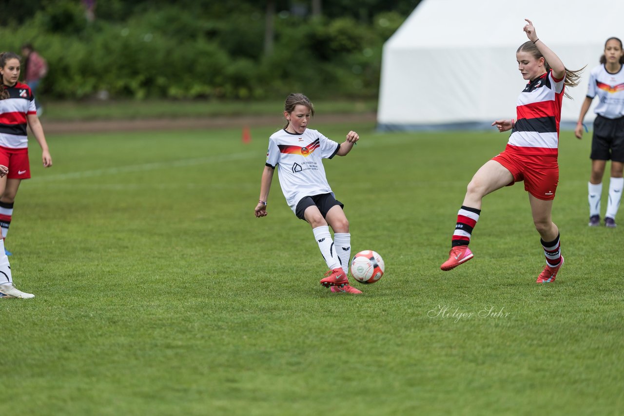 Bild 61 - Loewinnen Cup